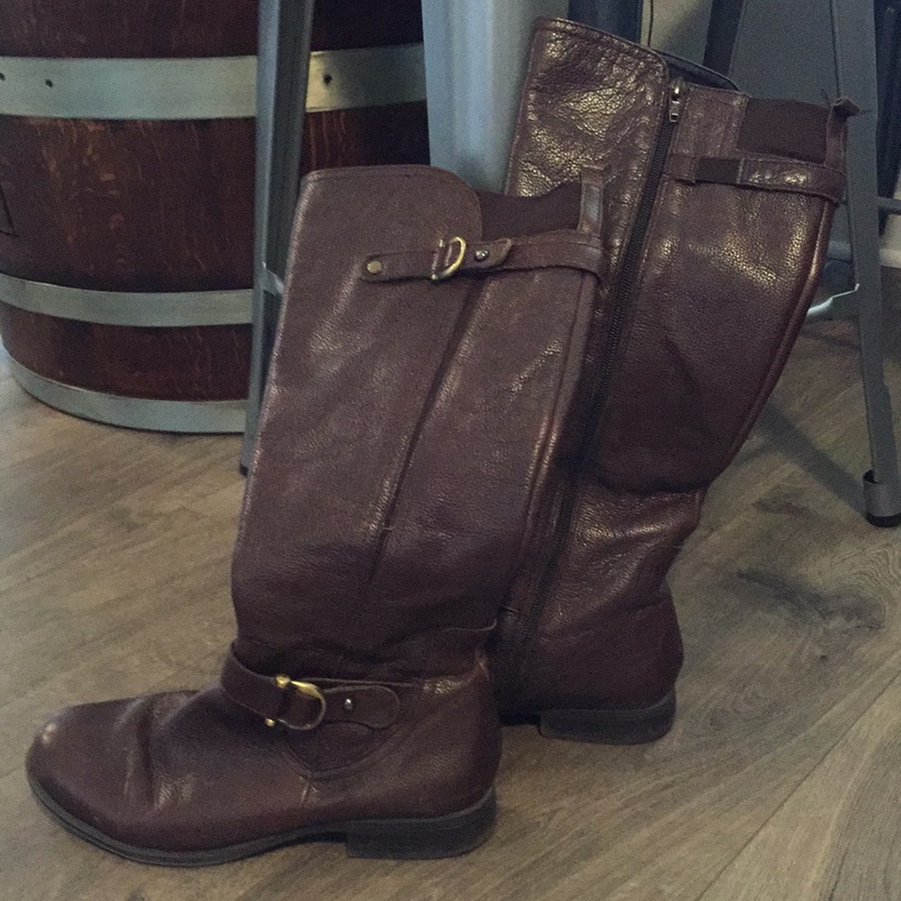 Riding boots